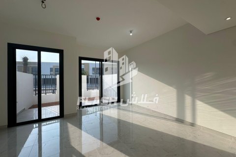 2 bedrooms Townhouse in Mina Al Arab, UAE No. 88539 1