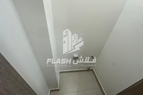 2 bedrooms Townhouse in Mina Al Arab, UAE No. 88539 17