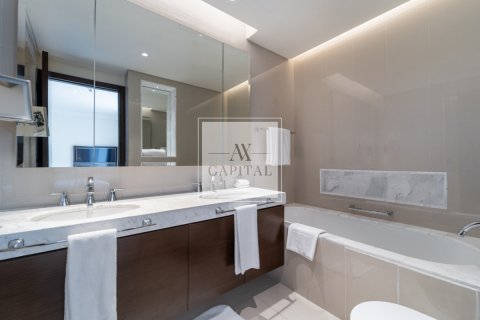 Apartment de 2 dormitorios en The Address Residence Fountain Views, UAE No. 30156 15