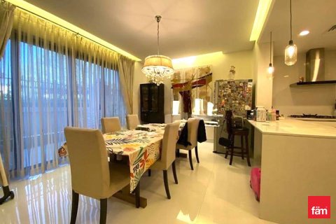 4 bedrooms Townhouse  No. 116178 4