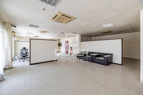 Склад 6856.24м² в Джабаль-Али, ОАЭ №193858 25