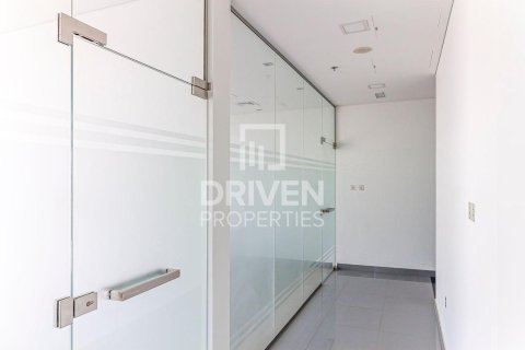 Warehouse de 8588.89m² en Jebel Ali, UAE No. 193855 4