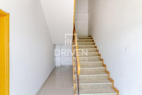 9754.82m² Warehouse in Jebel Ali, UAE No. 193854 9