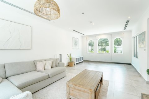 3 bedrooms Villa in Jumeirah Islands, UAE No. 183214 14