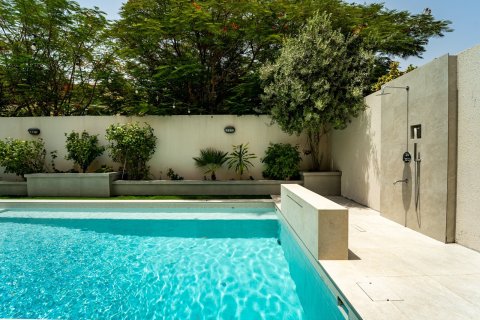 3 bedrooms Villa in Jumeirah Islands, UAE No. 183214 23