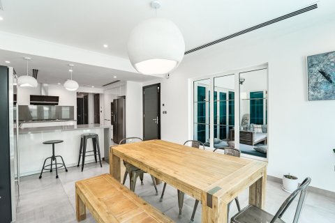 3 bedrooms Villa in Jumeirah Islands, UAE No. 183214 29