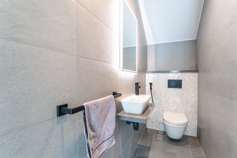 3 bedrooms Villa in Jumeirah Islands, UAE No. 183214 27
