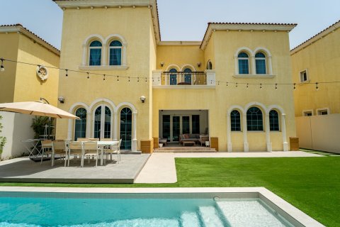 3 bedrooms Villa in Jumeirah Islands, UAE No. 183214 24