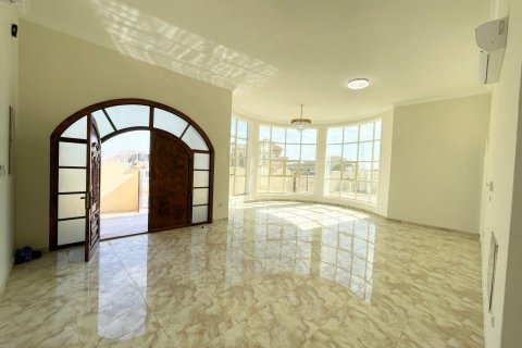 Villa de 4 dormitorios  No. 123847 3