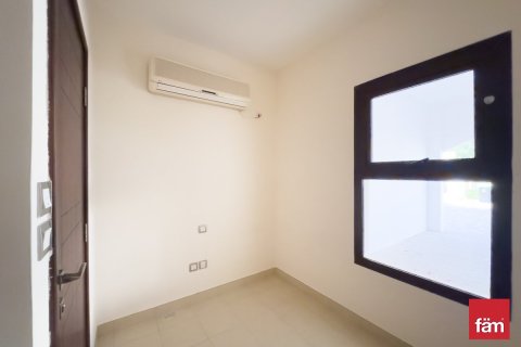 4 bedrooms Townhouse in Dubai, UAE No. 207689 8