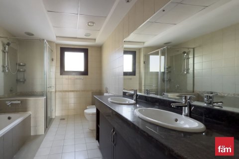 4 bedrooms Townhouse in Dubai, UAE No. 207689 19