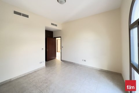 4 bedrooms Townhouse in Dubai, UAE No. 207689 7
