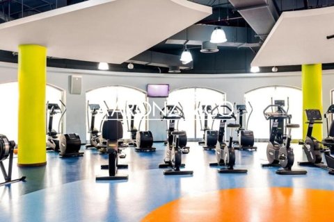 Квартира с 2 спальнями в Джумейра Бич Резиденс, ОАЭ №155279 16