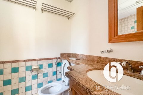 Квартира с 1 спальней в Old Town, ОАЭ №155281 3