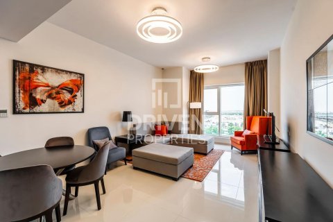 Квартира с 2 спальнями в DAMAC Hills (Akoya by DAMAC), ОАЭ №138531 3