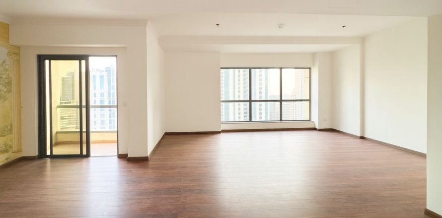 Квартира с 3 спальнями №117794