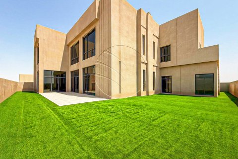 6 bedrooms Villa No. 127821 2