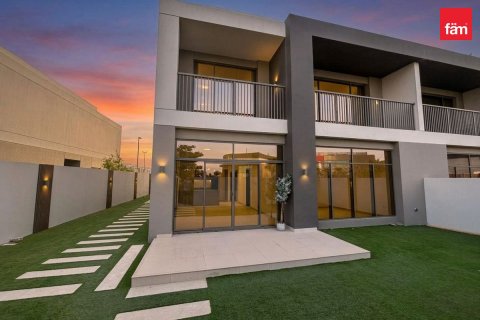 Villa de 5 chambres à Dubai, UAE No. 207721