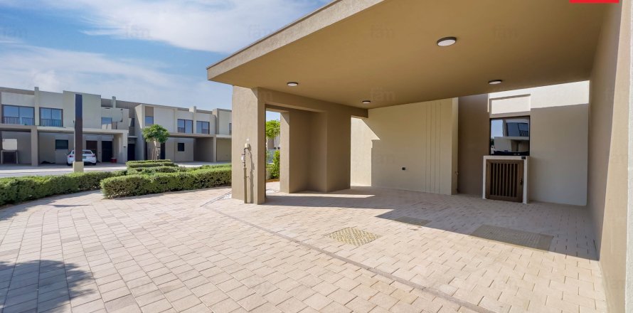 4 غرف نوم فيلا  رقم 131219