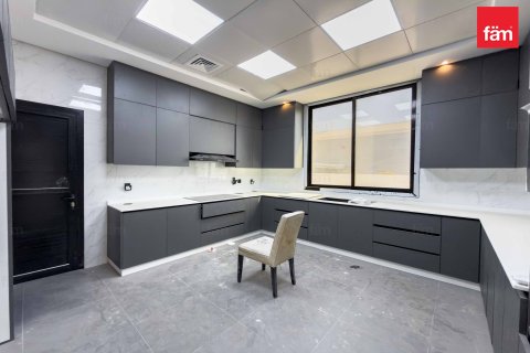 4 غرف نوم فيلا  رقم 131220 15