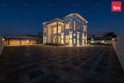 4 غرف نوم فيلا  رقم 131220 20