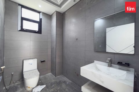 4 غرف نوم فيلا  رقم 131220 12