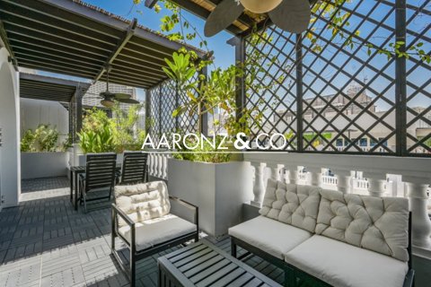 Apartment de 2 dormitorios en Jumeirah Village Circle, UAE No. 143877 16