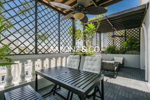 Apartment de 2 dormitorios en Jumeirah Village Circle, UAE No. 143877 17