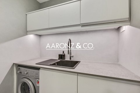 Apartment de 2 dormitorios en Jumeirah Village Circle, UAE No. 143877 13