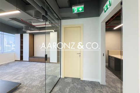 Office de 111m² en Jumeirah Lake Towers, UAE No. 143876 10