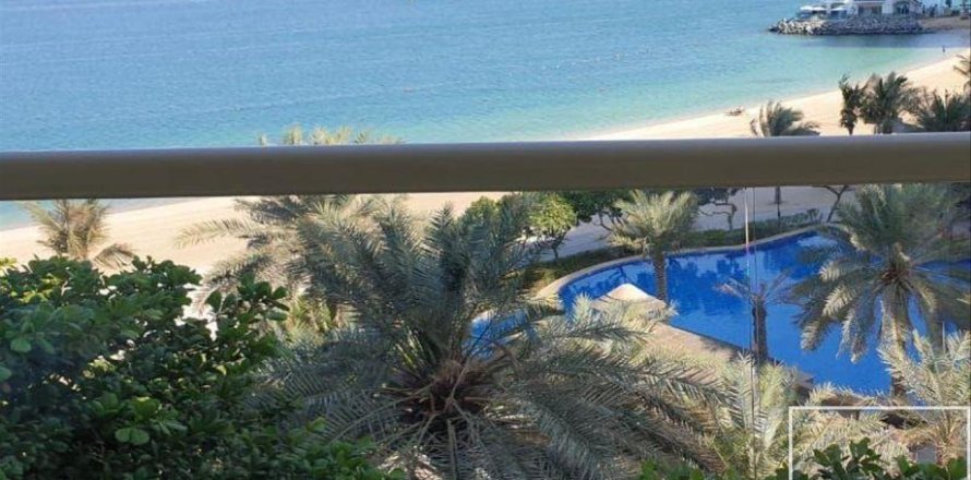 2 غرف نوم شقة في Shoreline Apartments, الإمارات العربية المتحدة رقم 136785