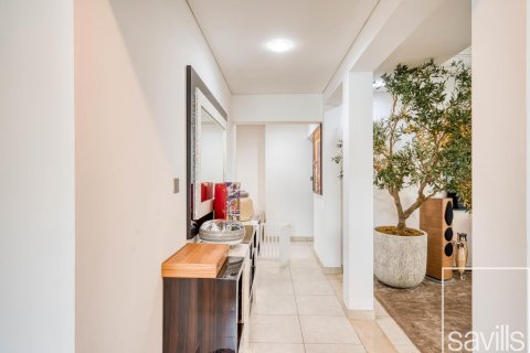 Вилла с 5 спальнями в Dubai Sports City, ОАЭ №136782 12