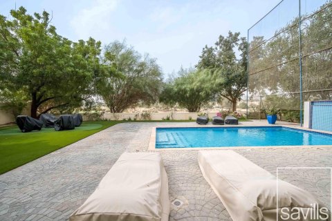 Вилла с 5 спальнями в Dubai Sports City, ОАЭ №136782 7