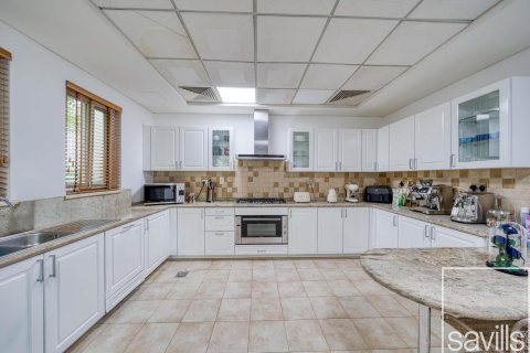 Вилла с 5 спальнями в Dubai Sports City, ОАЭ №136782 8