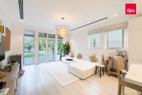 Villa de 3 chambres à Jumeirah Park, UAE No. 104654 4