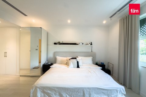 Villa de 3 chambres à Jumeirah Park, UAE No. 104654 16