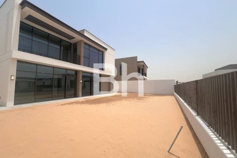 Villa de 4 dormitorios  No. 114190 3
