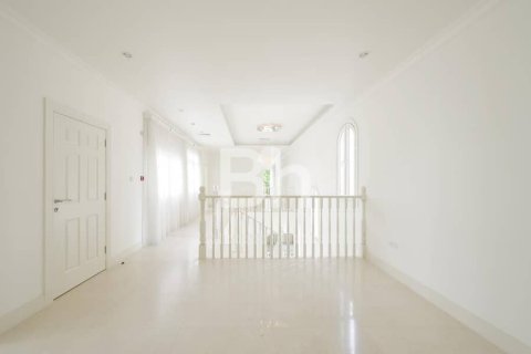 Villa de 6 chambres  No. 114479 16