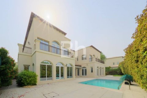 Villa de 6 chambres  No. 114479 2