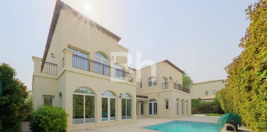 Villa de 6 chambres  No. 114479