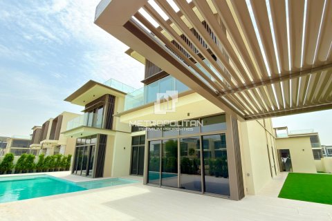 Villa de 5 dormitorios No. 128505 3