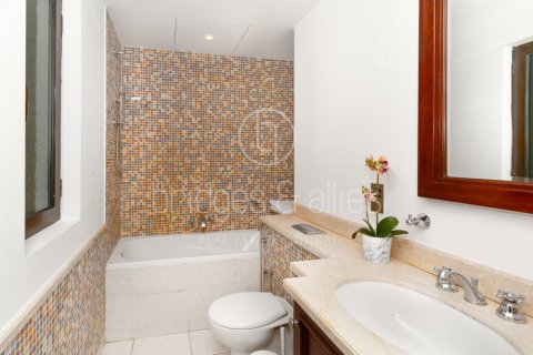2 bedrooms Apartment in Old Town, UAE No. 199871 9
