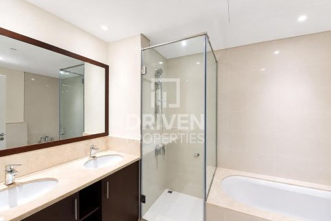 Appartement de 3 chambres à BLVD Crescent, UAE No. 210051 12