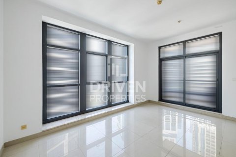 Apartment de 2 dormitorios en Claren Towers, UAE No. 210050