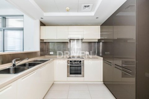 Apartment de 2 dormitorios en Claren Towers, UAE No. 210050 10