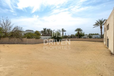 Land de 2606m²  No. 121626 10