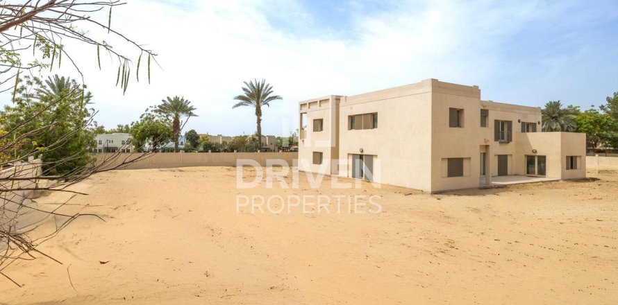 Land de 2606m²  No. 121626