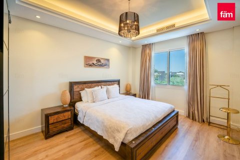 5 bedrooms Villa in Dubai, UAE No. 166061 11