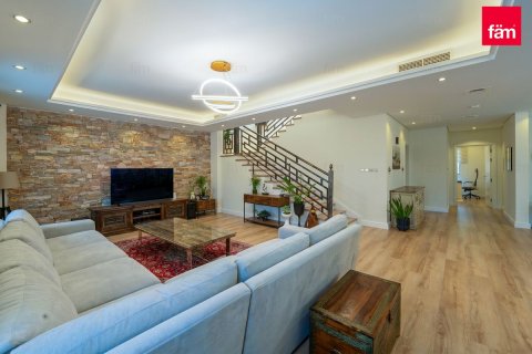 5 bedrooms Villa in Dubai, UAE No. 166061 5