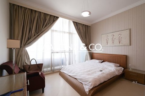 Квартира с 2 спальнями в Dorra Bay, ОАЭ №136149 7